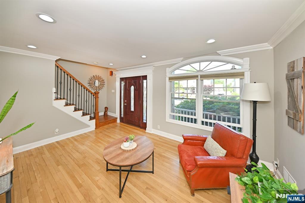 738 Grant Avenue Maywood, NJ 07607 - Photo 11 of 37