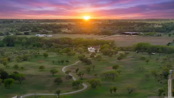 $6,400,000 | 608 North Creek Road, Comfort, TX 78013