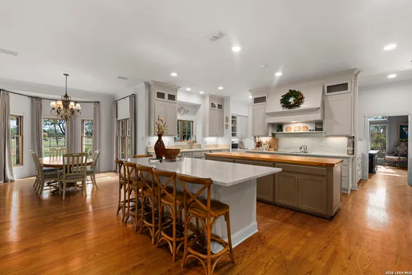$6,400,000 | 608 North Creek Road, Comfort, TX 78013