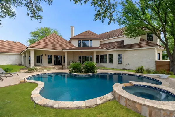 $6,400,000 | 608 North Creek Road, Comfort, TX 78013