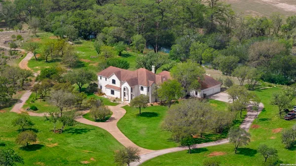$6,400,000 | 608 North Creek Road, Comfort, TX 78013