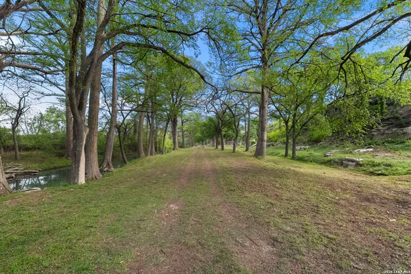 $6,400,000 | 608 North Creek Road, Comfort, TX 78013