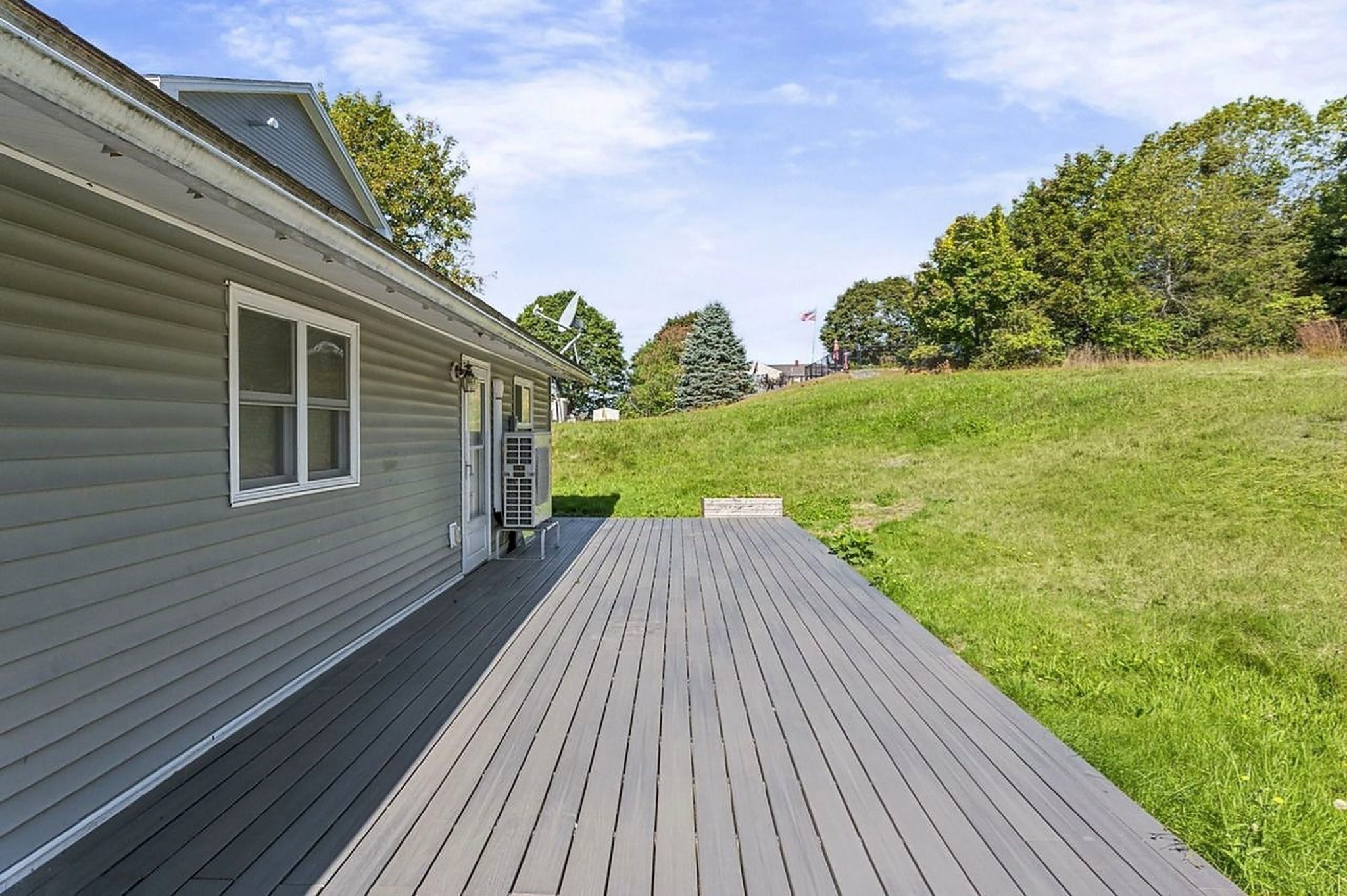 7 Lisa Road Peabody, MA 01960 - Photo 16 of 23 Gallery Image 16