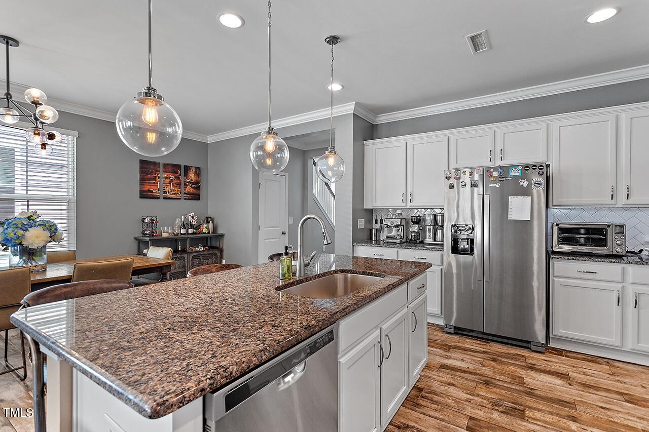 1420 Southpoint Trail Durham, NC 27713 - Photo 8 of 33