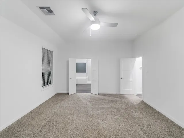 $2,500 | 387 Westlake Terrace, Conroe, TX 77304