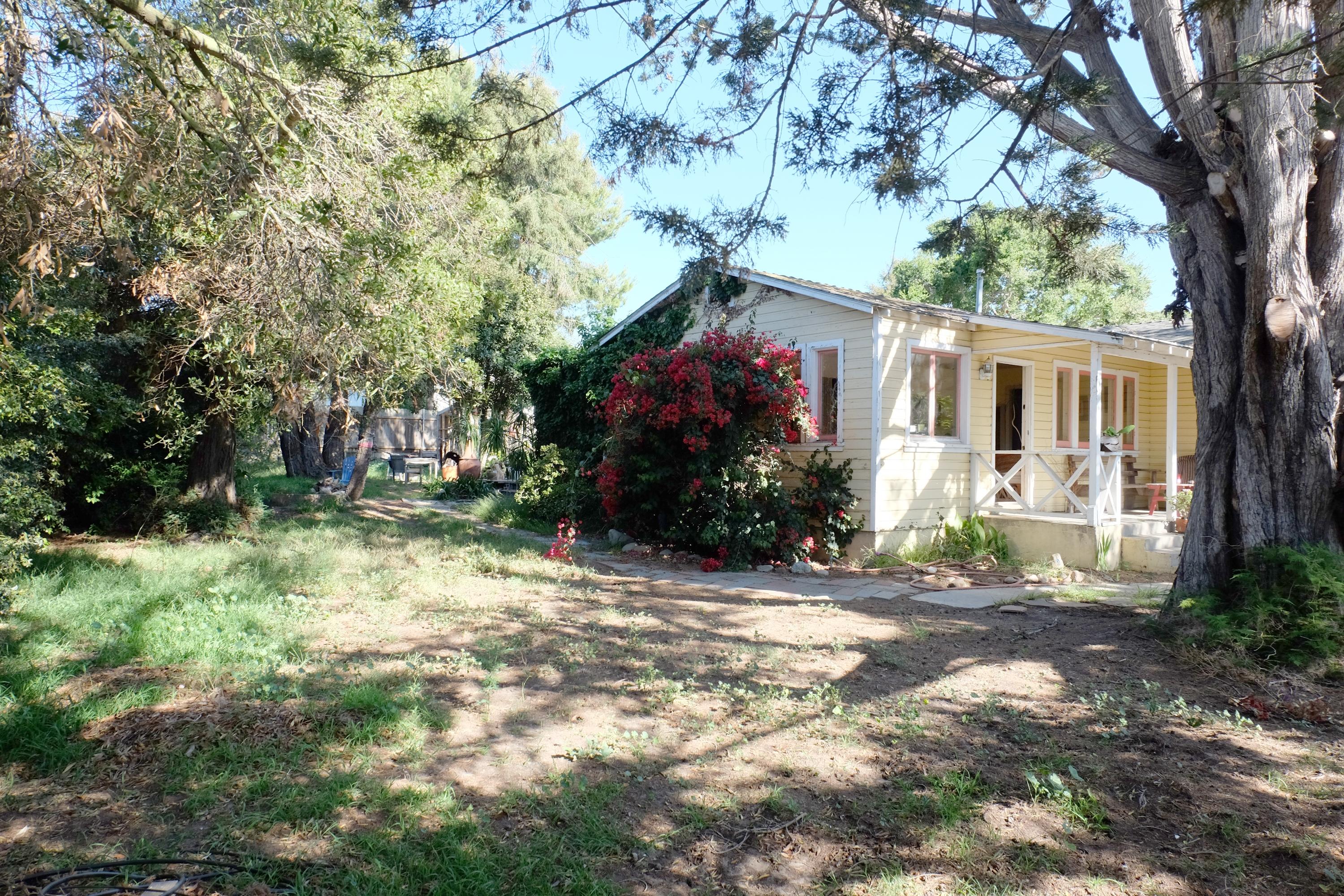 345 Oliver Road Santa Barbara, CA 93109 - Photo 3 of 10 3