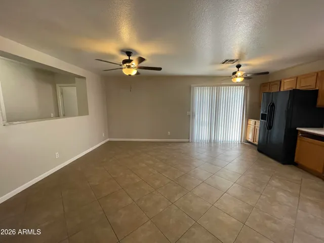 $1,950 | 9130 North 80th Lane, Peoria, AZ 85345