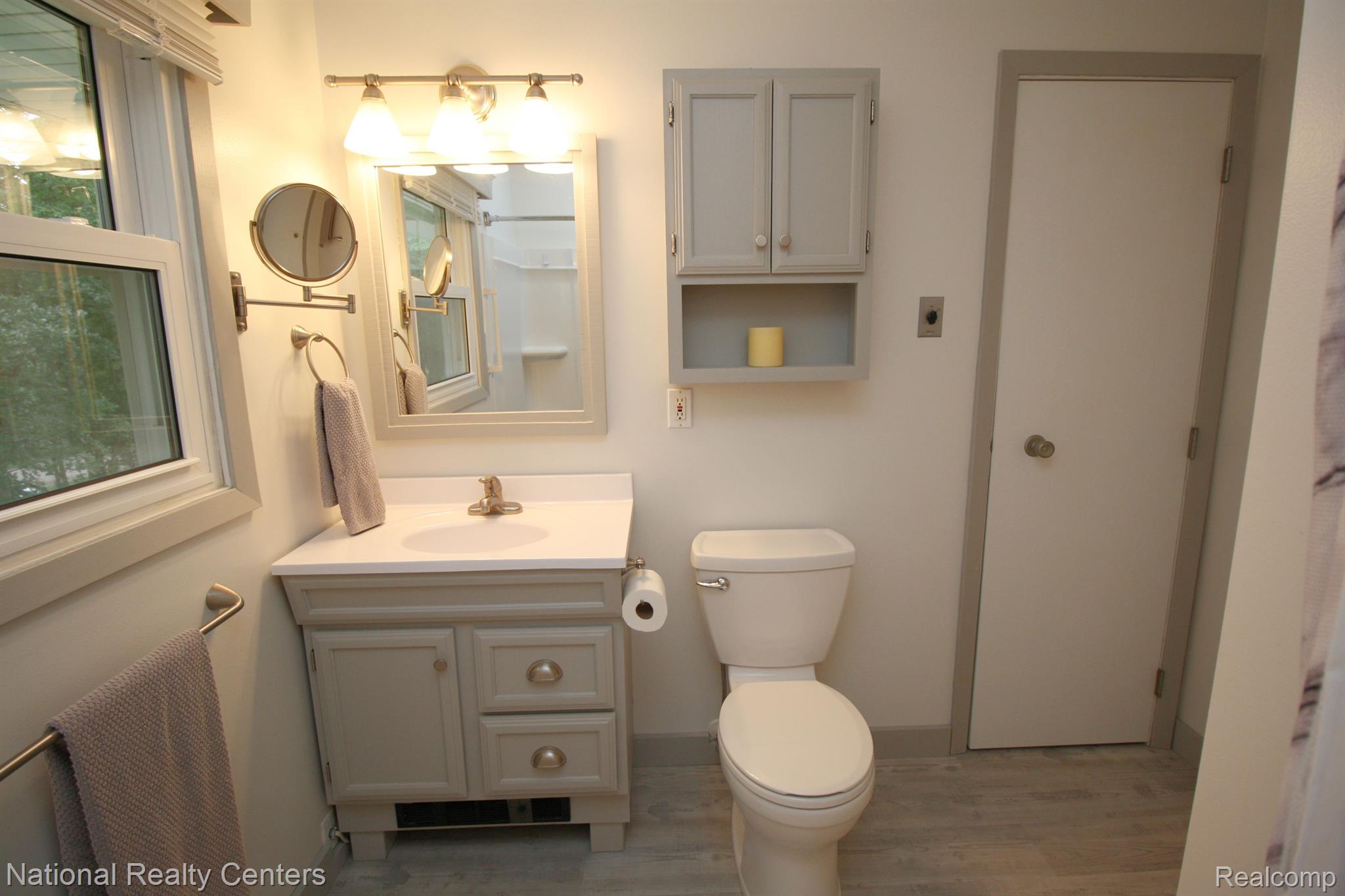 9921 North Eston Road Clarkston, MI 48348 - Photo 21 of 37 Gallery Image 21
