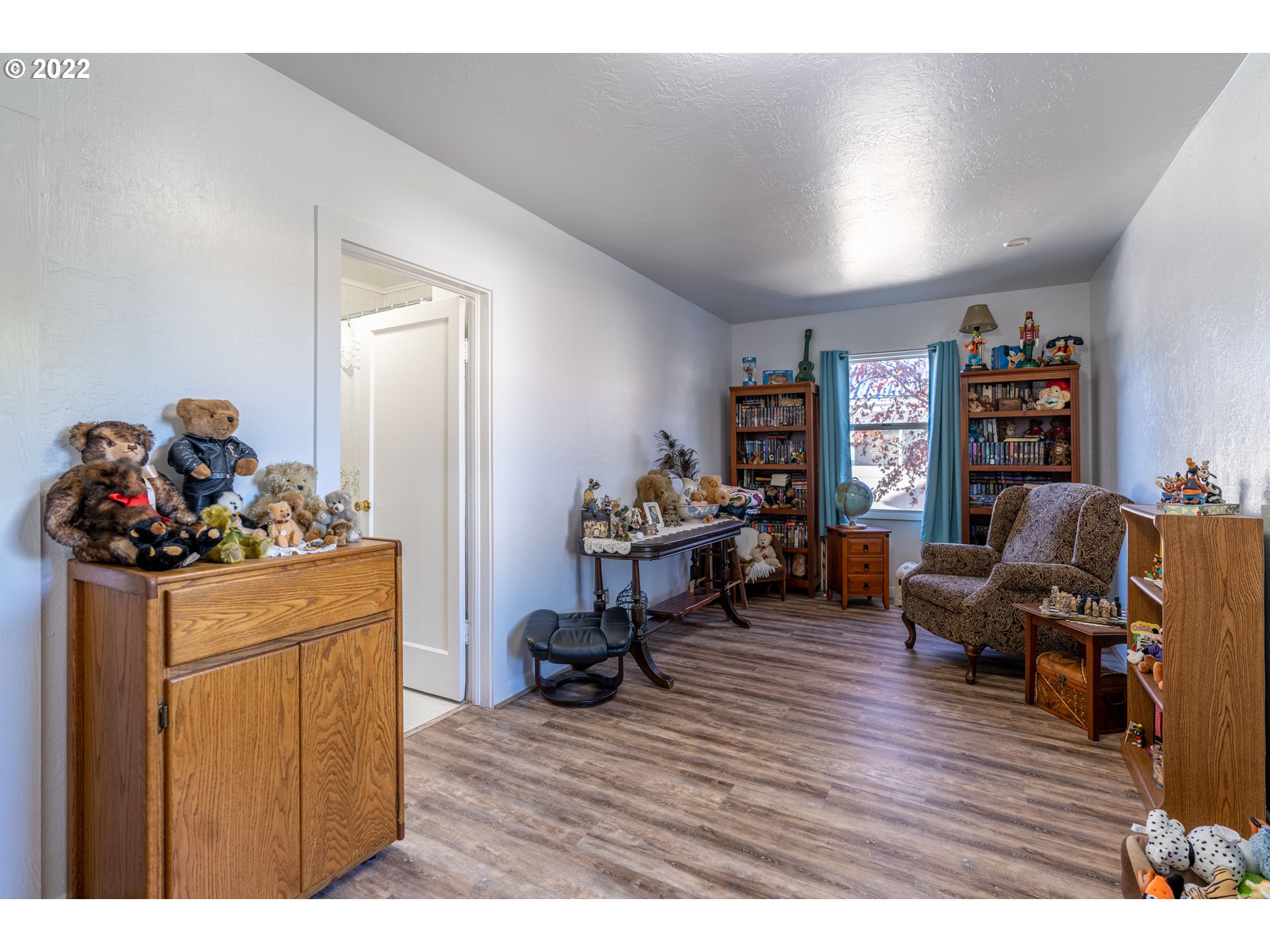 1026 Hawthorne Avenue Reedsport, OR 97467 - Photo 12 of 31 Bedroom
