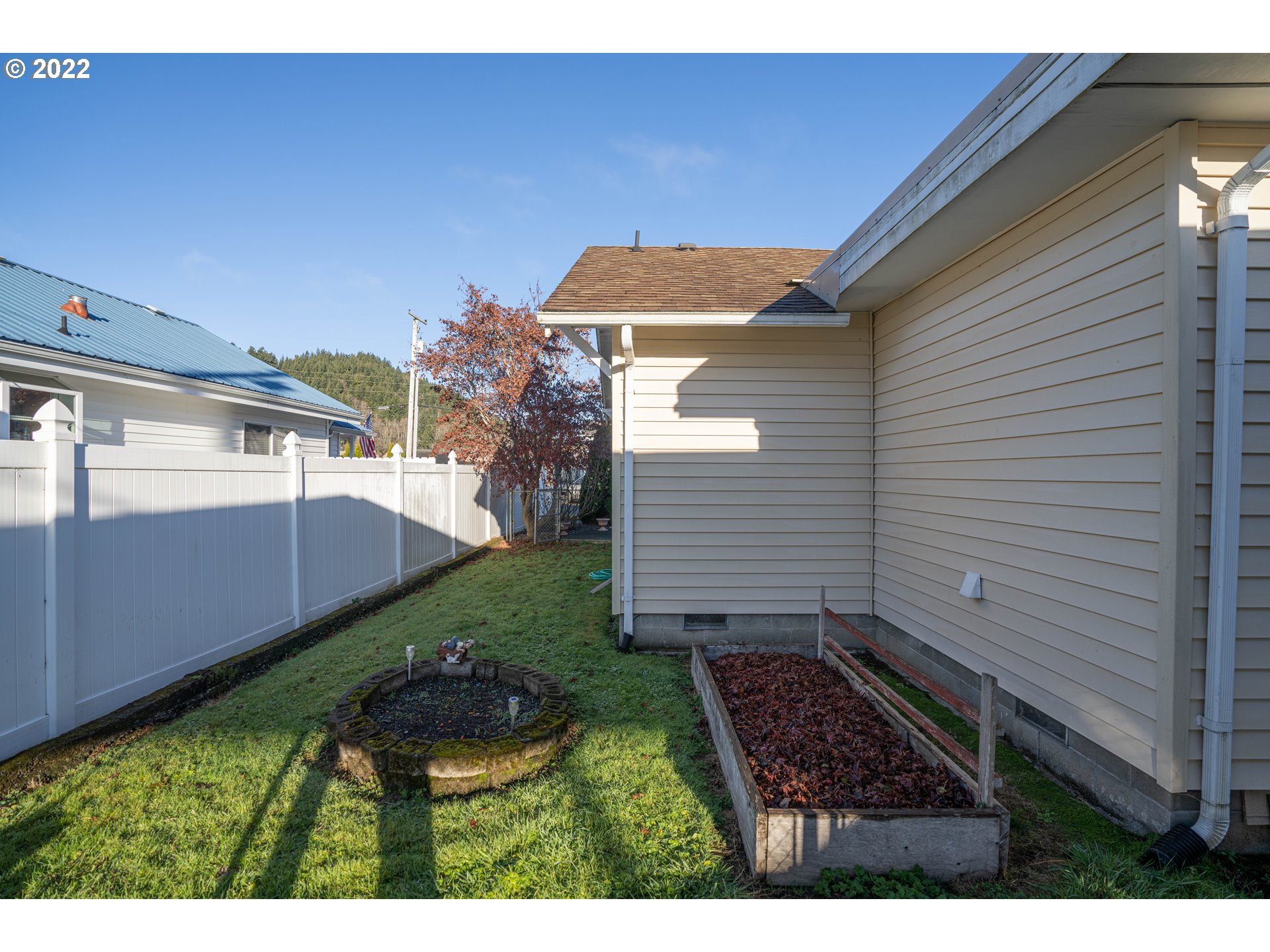 1026 Hawthorne Avenue Reedsport, OR 97467 - Photo 21 of 31 Exterior