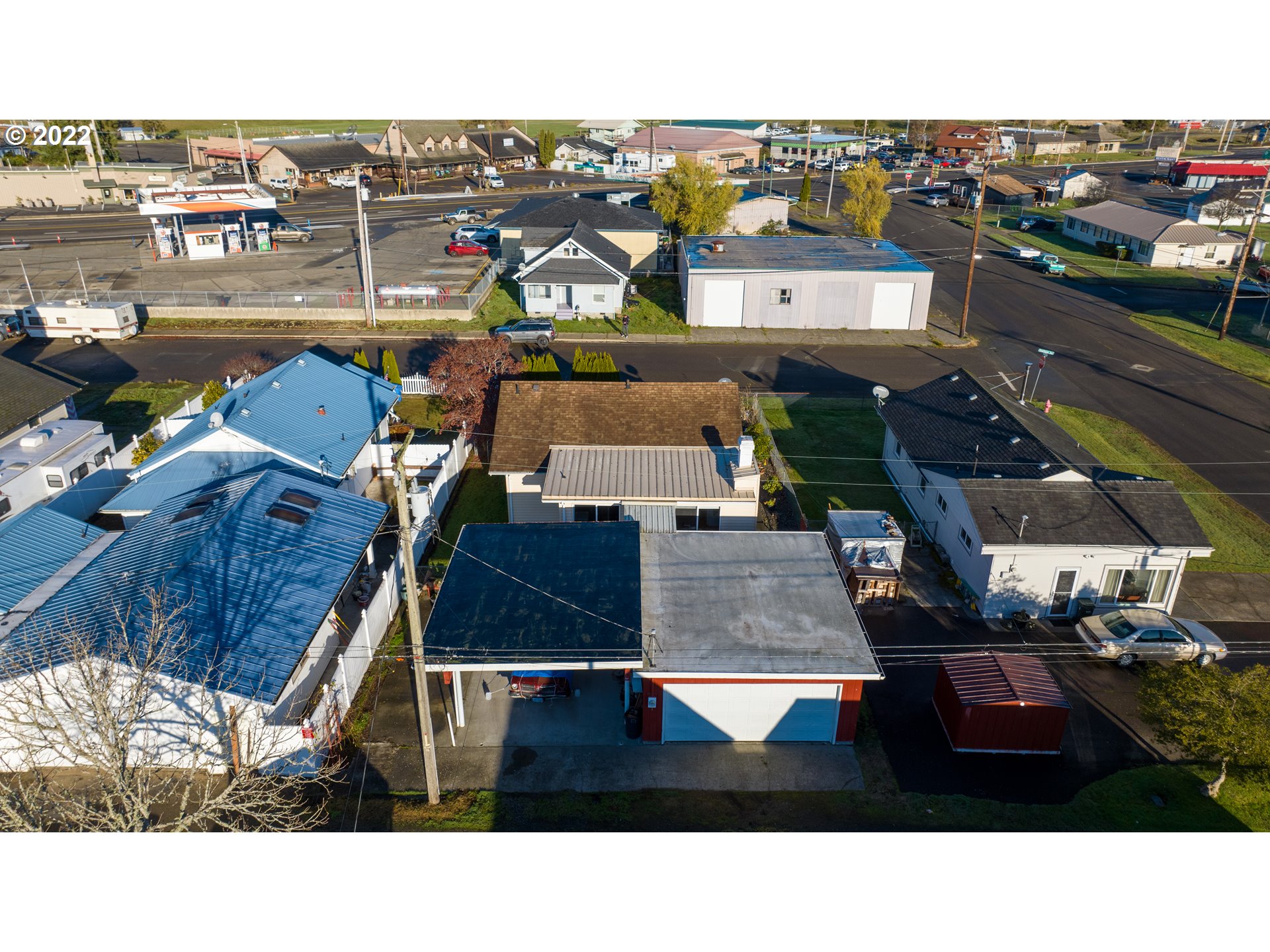 1026 Hawthorne Avenue Reedsport, OR 97467 - Photo 26 of 31 Drone View/UAV