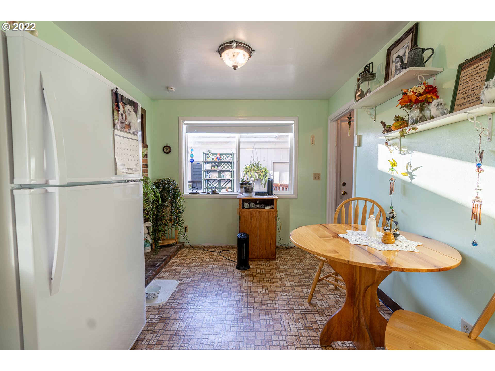 1026 Hawthorne Avenue Reedsport, OR 97467 - Photo 5 of 31 Kitchen/Dining Room
