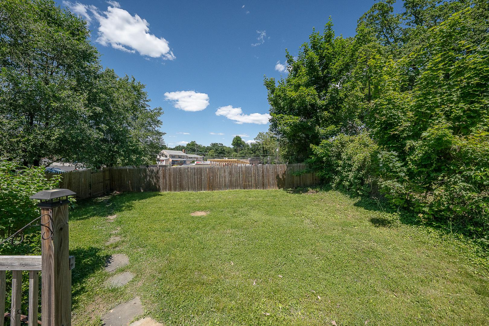 35 Eastwood Road Berwyn, PA 19312 - Photo 25 of 30