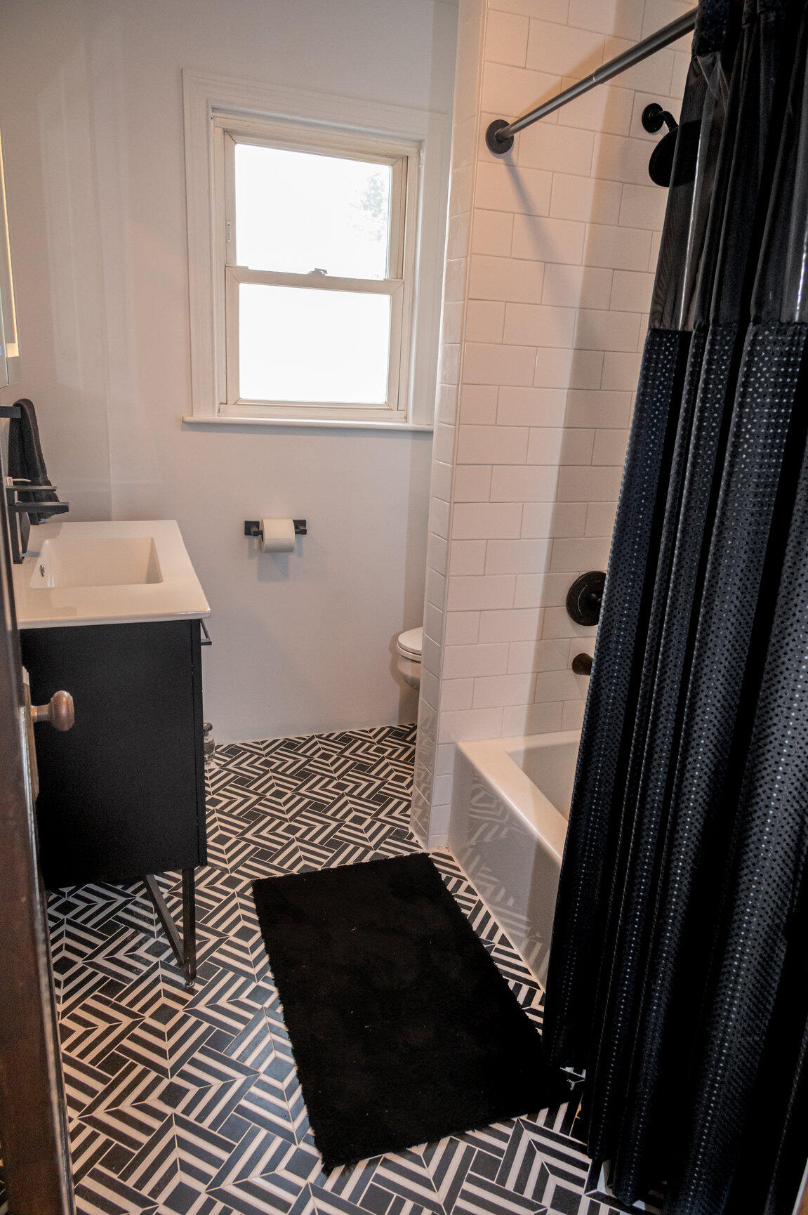 16 Rothay Avenue South Portland, ME 04106 - Photo 24 of 37 Main Floor-1867