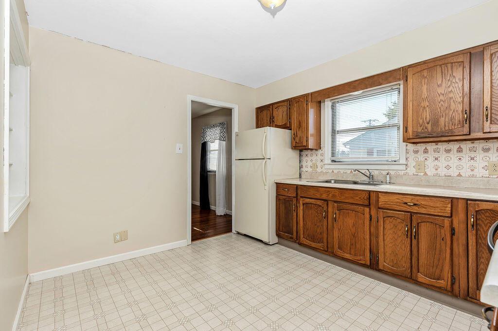 334 Goose Pond Road Newark, OH 43055 - Photo 7 of 40