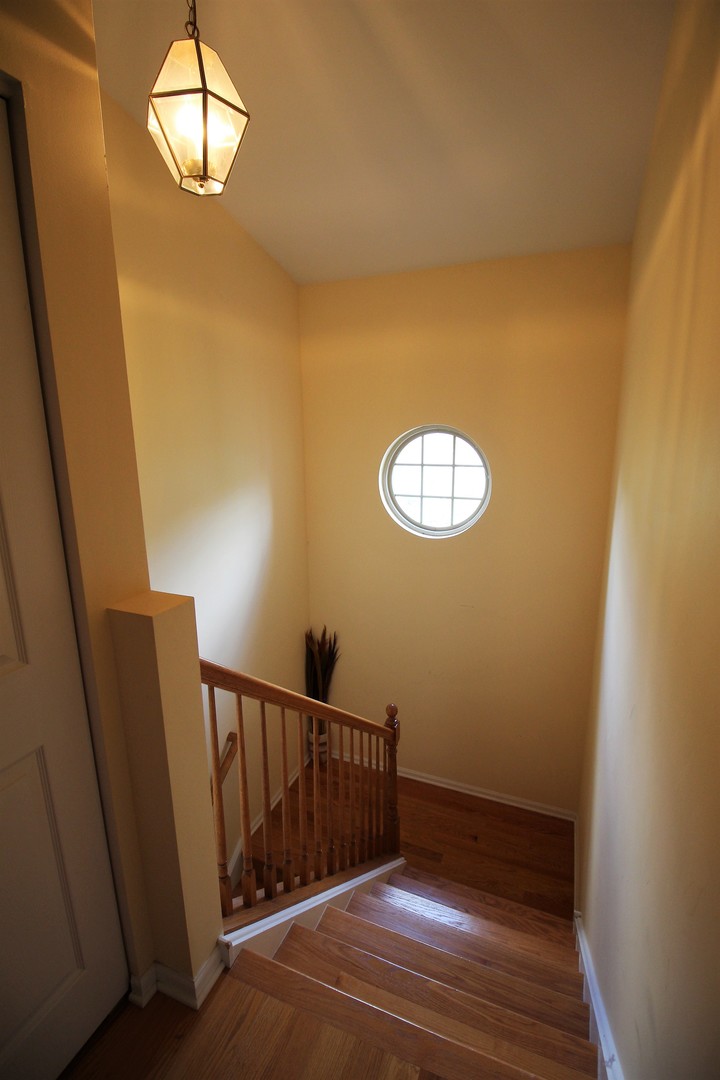 727 Prestwick Lane Wheeling, IL 60090 - Photo 18 of 20