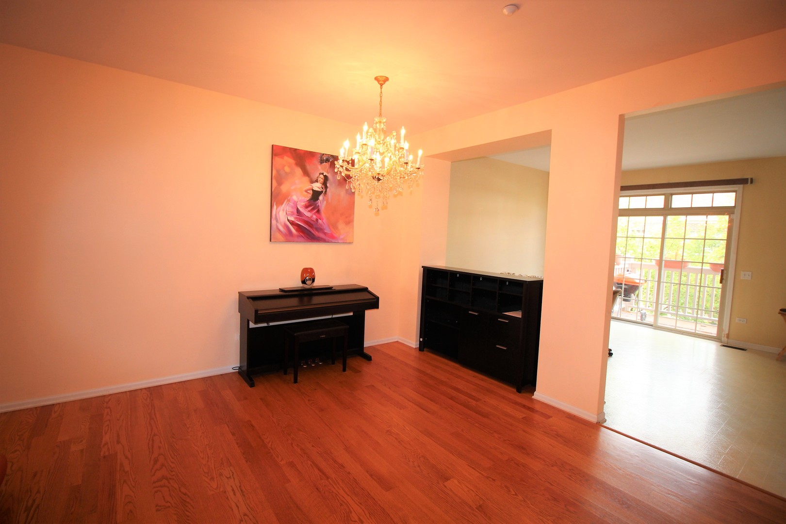 727 Prestwick Lane Wheeling, IL 60090 - Photo 7 of 20