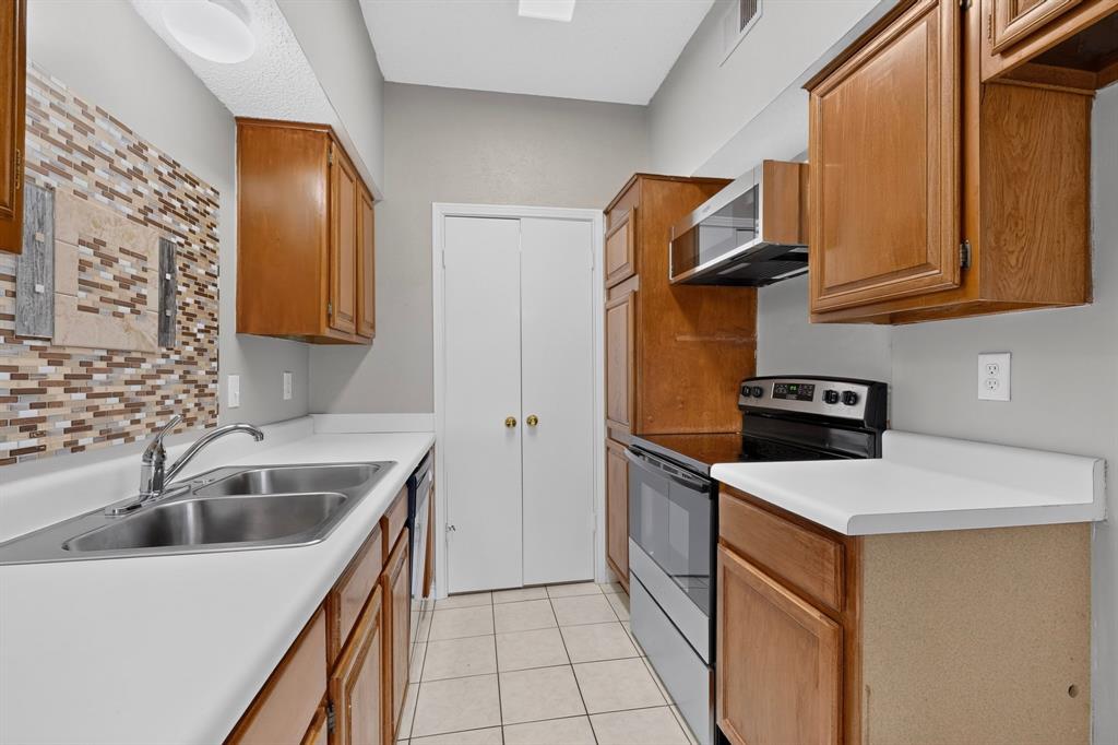 12921 Abrams Road, Unit 705 Dallas, TX 75243 - Photo 12 of 29