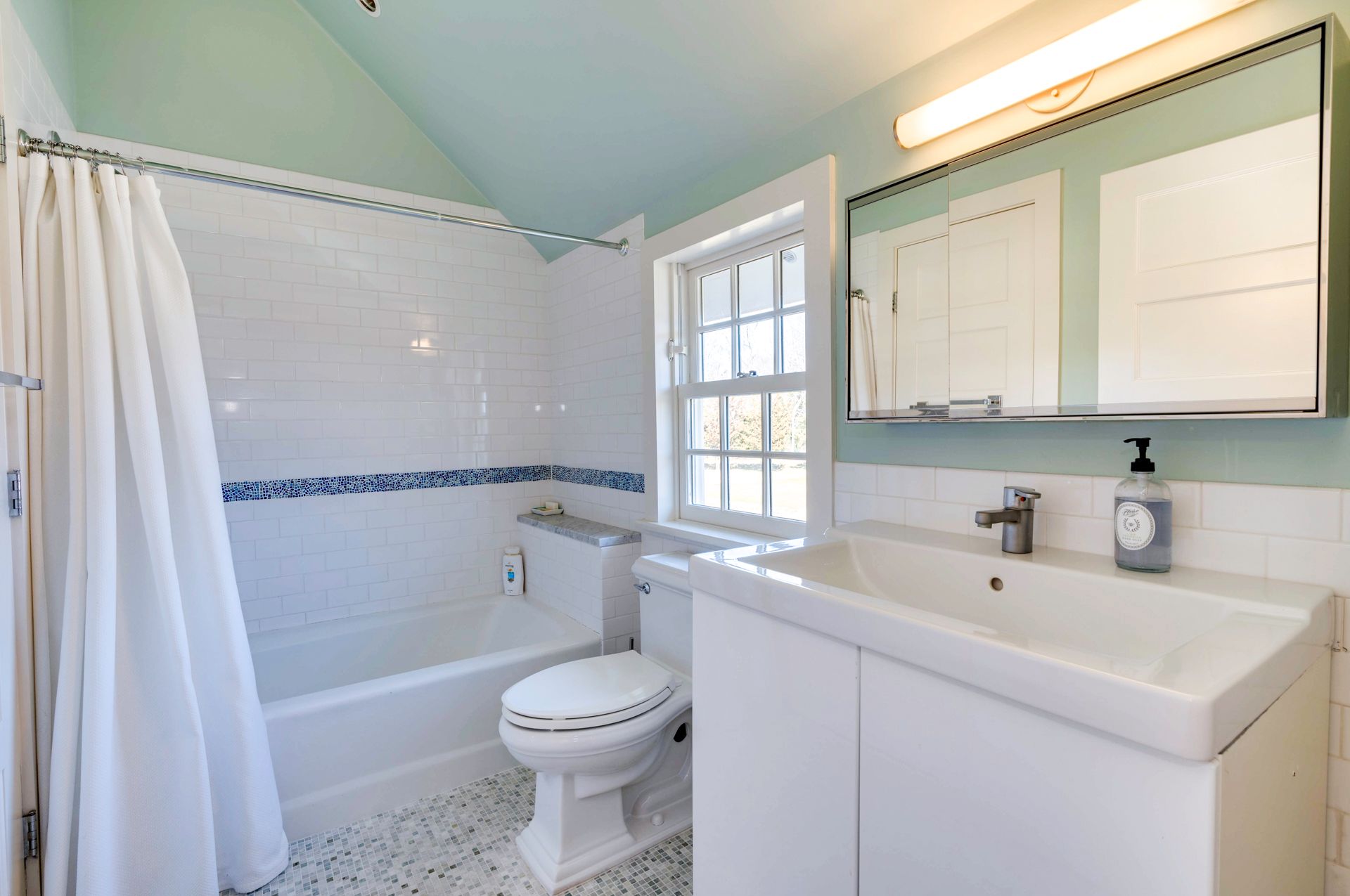 274 Ferry Road Sag Harbor, NY 11963 - Photo 37 of 62