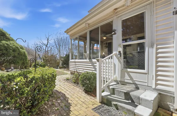 $235,000 | 12 East Main Street, Felton, DE 19943