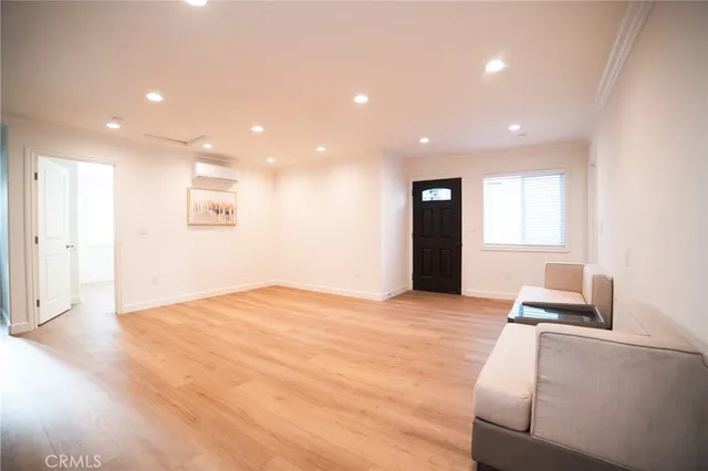 $2,500 | 4385 Kingsley Street, Montclair, CA 91763