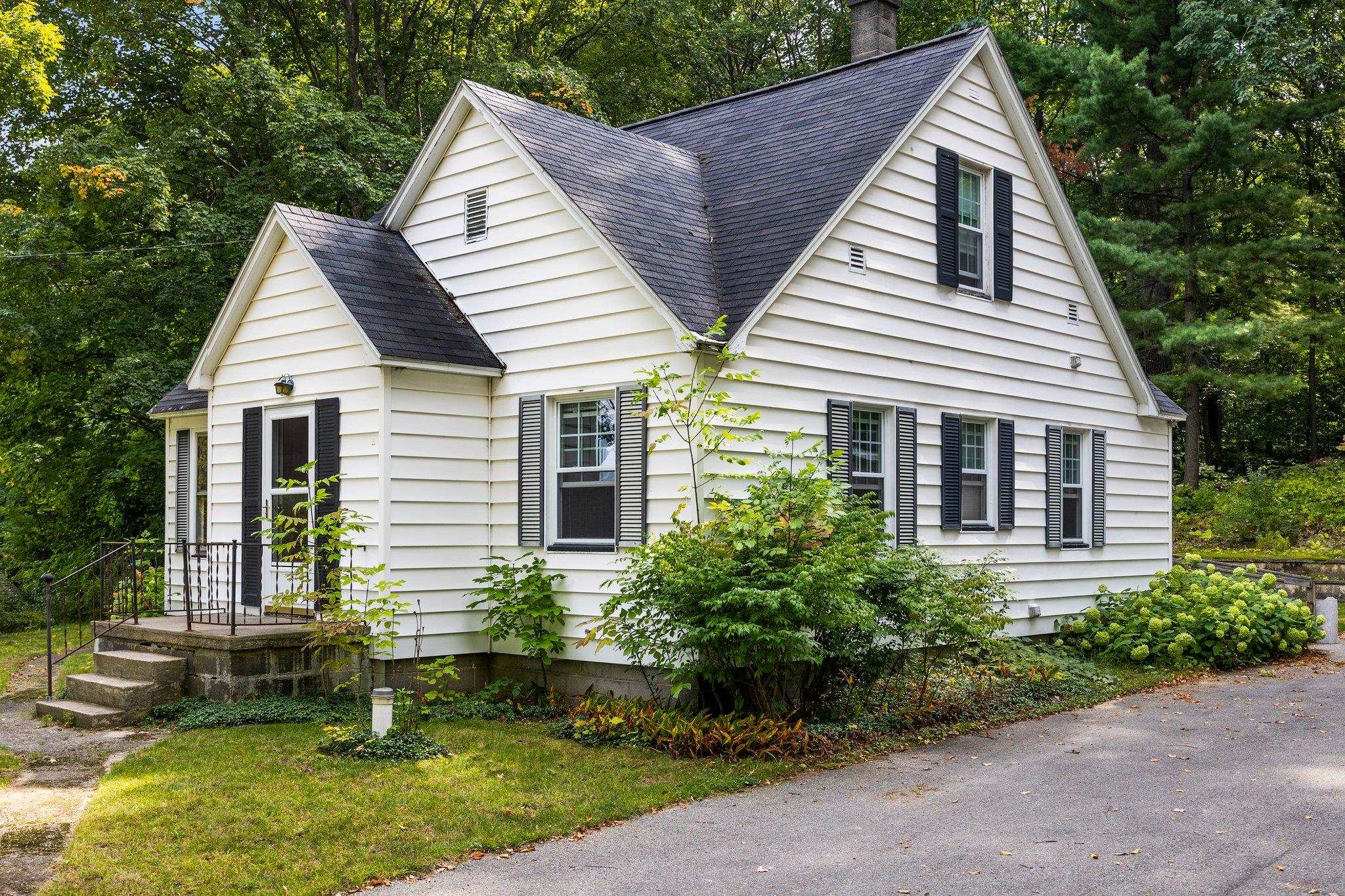 10170 East Grandview Road Traverse City, MI 49684 - Photo 1 of 72