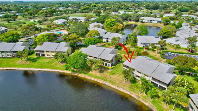$124,900 | 22 Eastgate Drive, Unit D, Boynton Beach, FL 33436