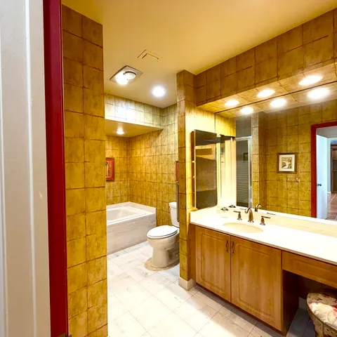 $124,900 | 22 Eastgate Drive, Unit D, Boynton Beach, FL 33436