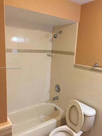 $2,180 | 9301 Southwest 92nd Avenue, Unit 210C, Miami, FL 33176