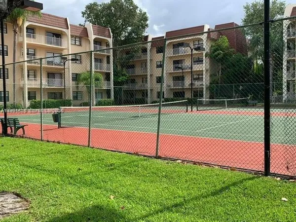 $2,180 | 9301 Southwest 92nd Avenue, Unit 210C, Miami, FL 33176