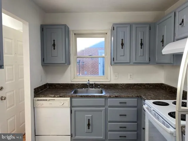 $400,000 | 15116 Laurel Oaks Lane, Unit 4, Laurel, MD 20707