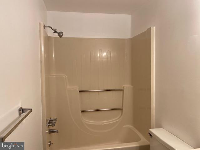 15116 Laurel Oaks Lane, Unit 4 Laurel, MD 20707 - Photo 11 of 14 Hall Bath