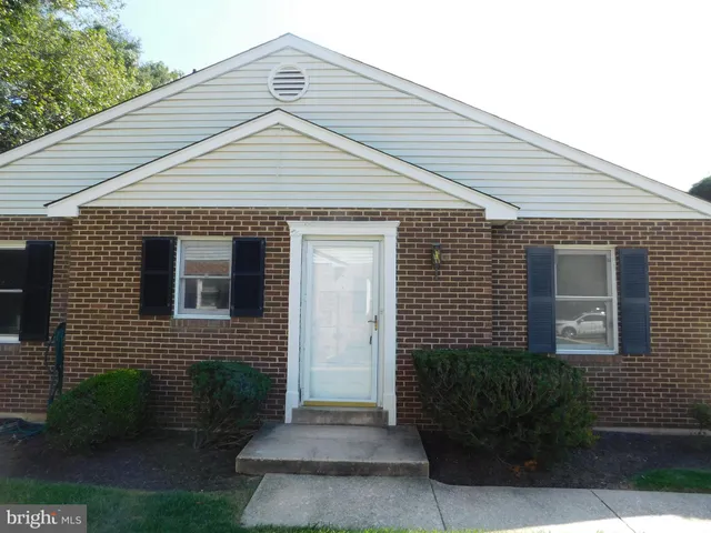 $400,000 | 15116 Laurel Oaks Lane, Unit 4, Laurel, MD 20707