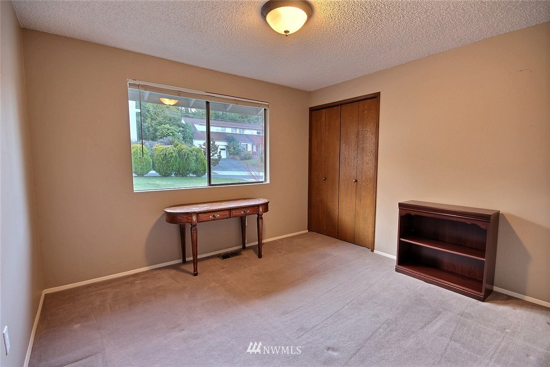 464 Seneca Avenue Northwest Renton, WA 98057 - Photo 17 of 25 Gallery Image 17