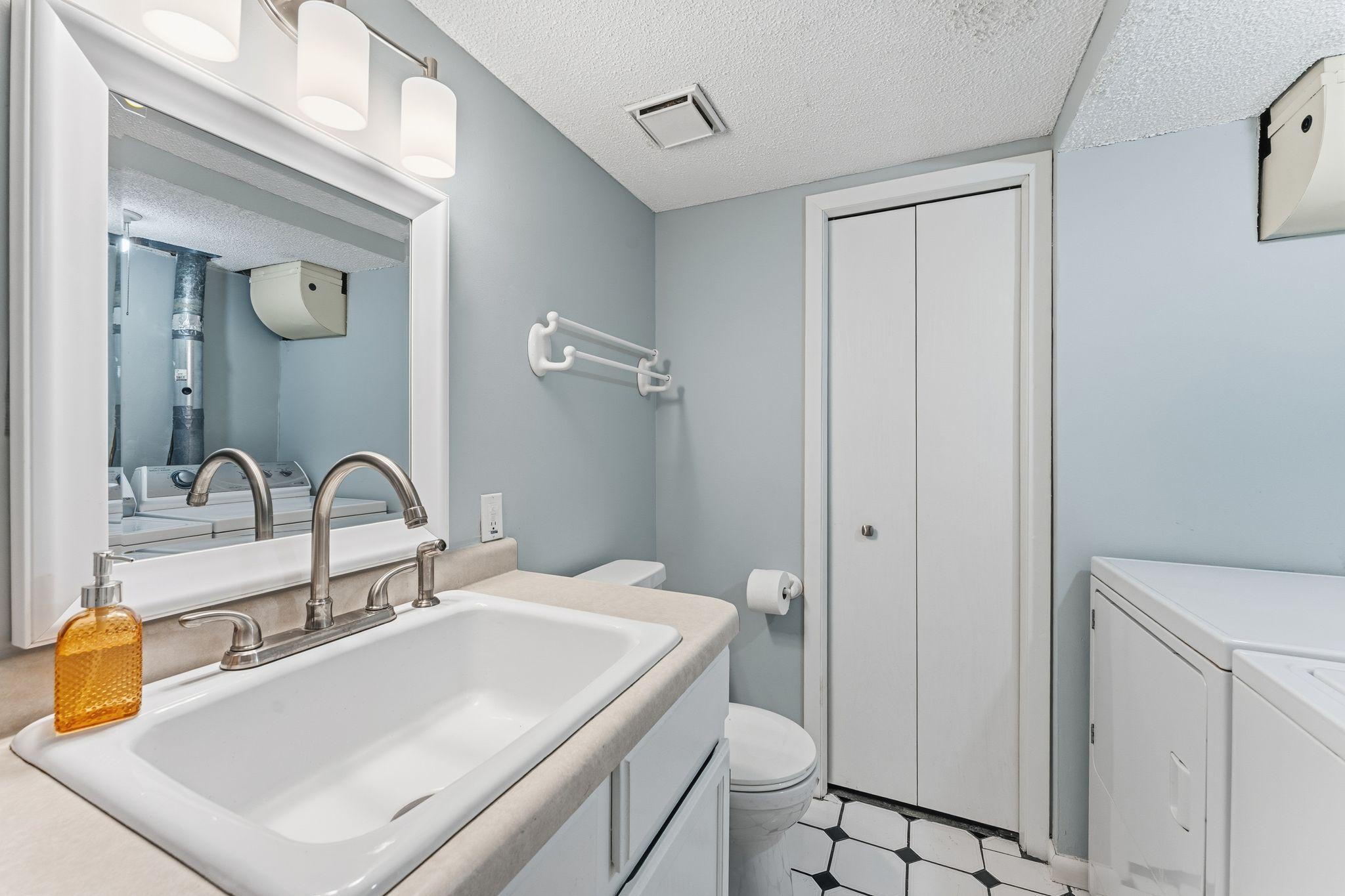 14204 Towers Lane Eden Prairie, MN 55347 - Photo 20 of 30