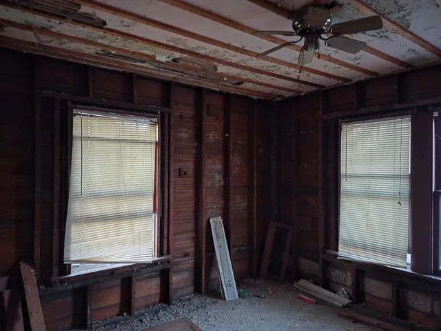 $13,900 | 415 Bowen Street, Savanna, IL 61074