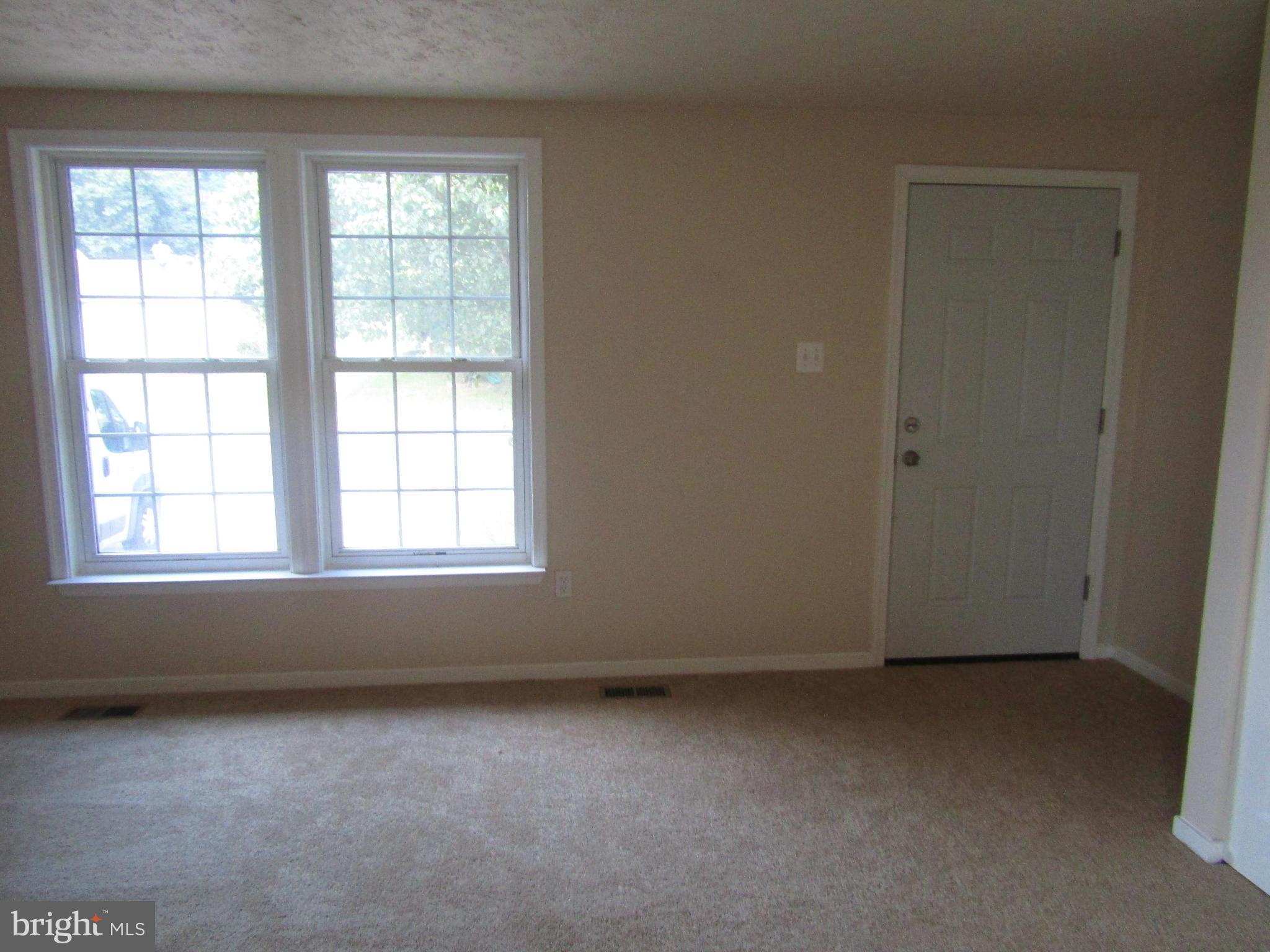 106 Sycamore Road Mount Airy, MD 21771 - Photo 6 of 16 Family Room