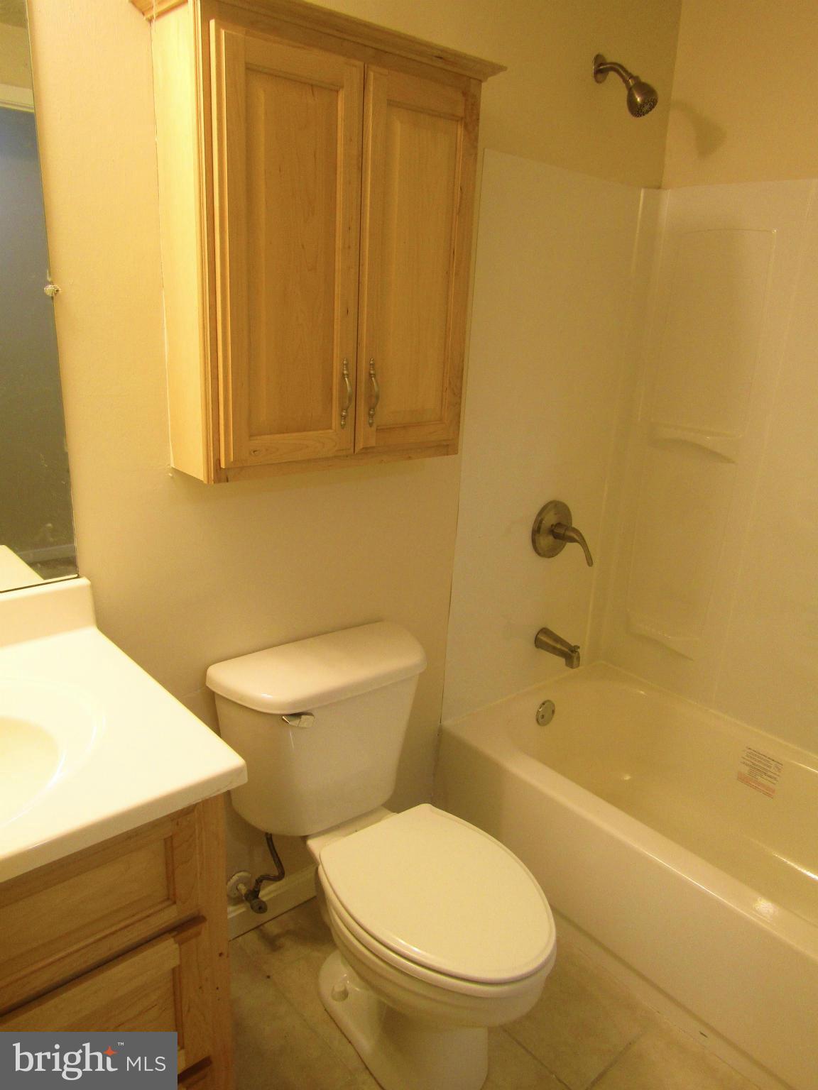 106 Sycamore Road Mount Airy, MD 21771 - Photo 8 of 16 Bath