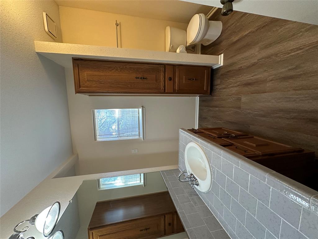 1047 Pr 3022 Elgin Elgin, TX 78621 - Photo 10 of 21