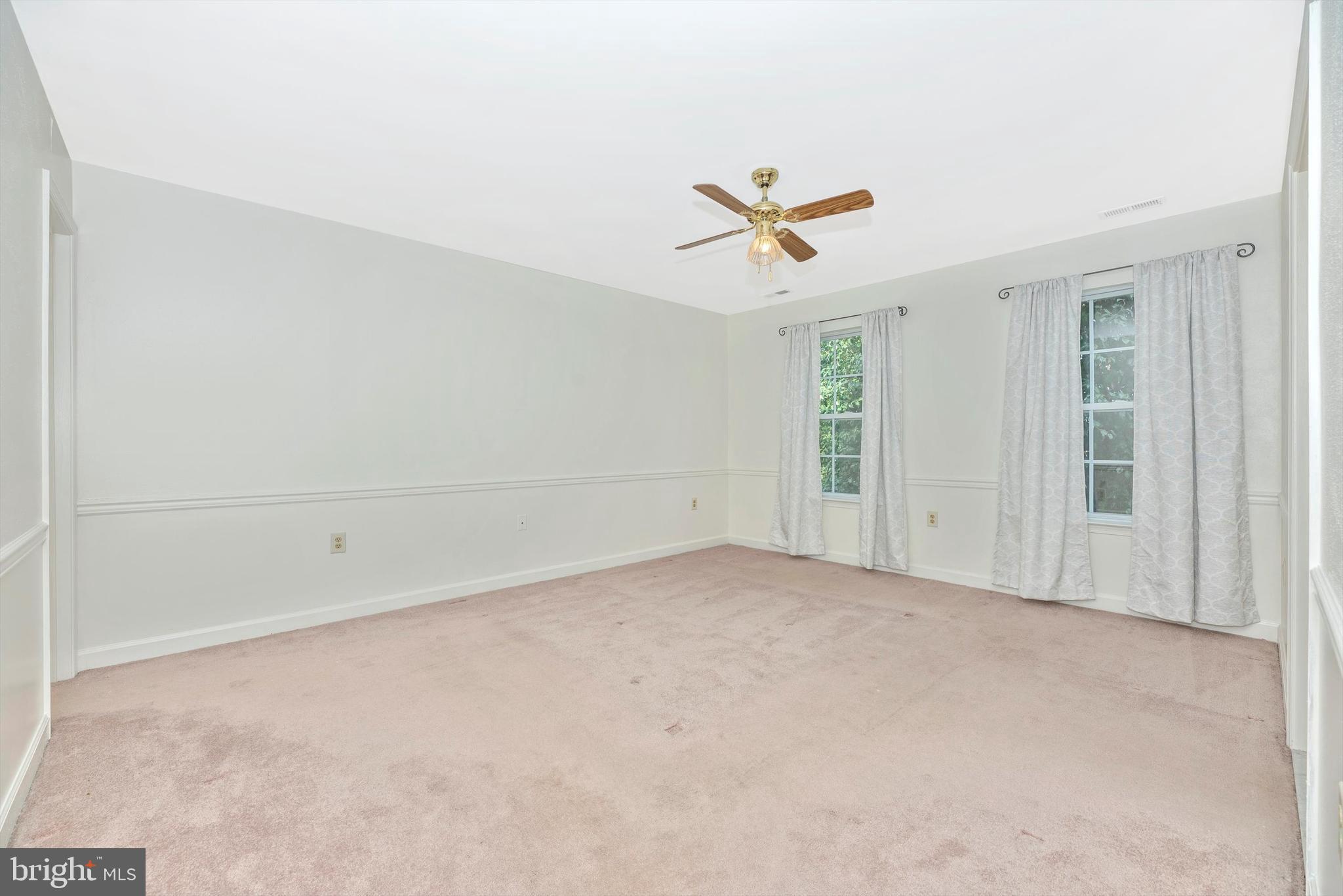 6103 Baldridge Circle Frederick, MD 21701 - Photo 23 of 61 Primary bedroom