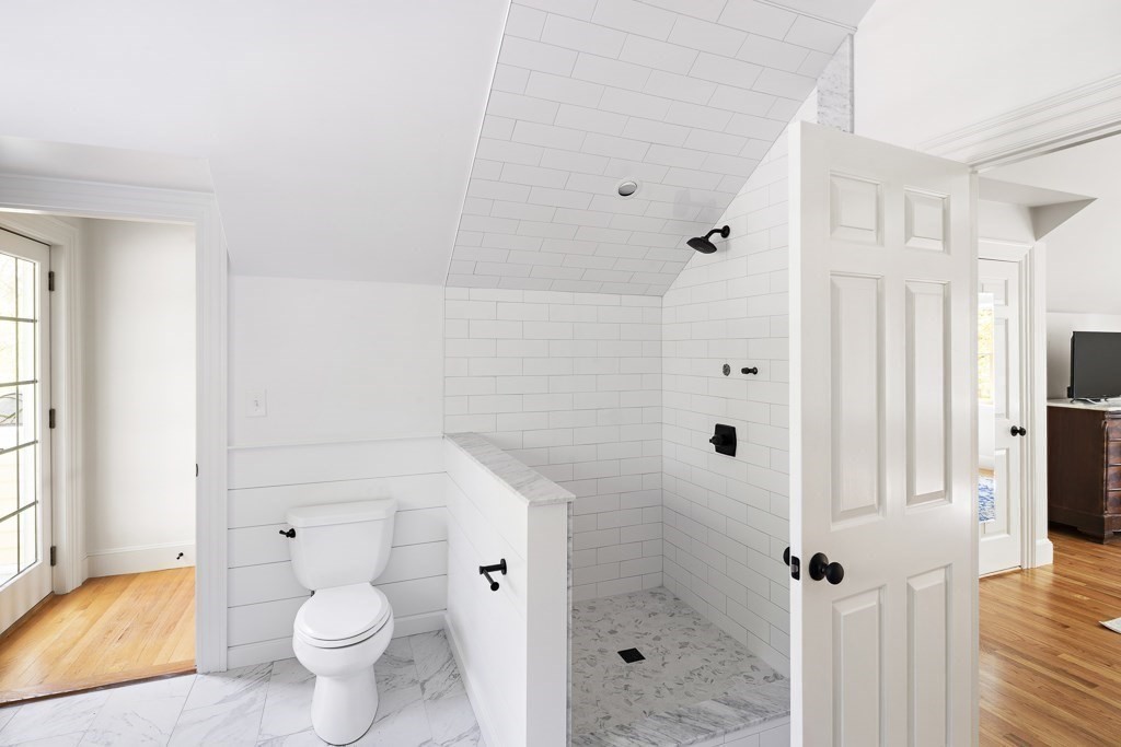 11 Cox Road Winchester, MA 01890 - Photo 24 of 41