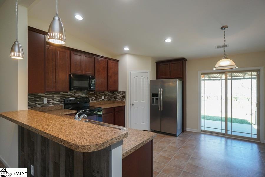 464 Riverdale Road Simpsonville, SC 29680 - Photo 6 of 22 Gallery Image 6