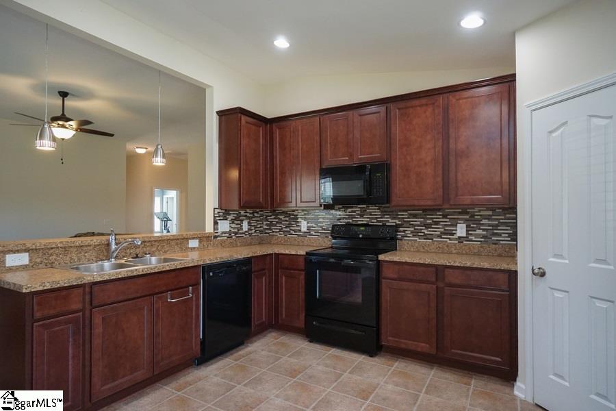 464 Riverdale Road Simpsonville, SC 29680 - Photo 7 of 22 Gallery Image 7