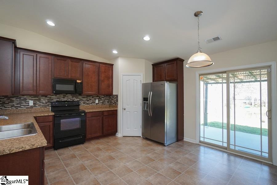 464 Riverdale Road Simpsonville, SC 29680 - Photo 8 of 22 Gallery Image 8