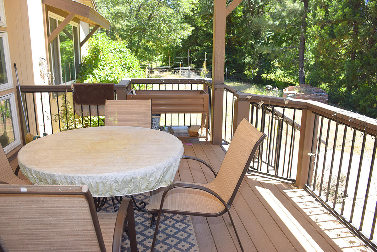 29785 Terry Mill Road Round Mountain, CA 96008 - Photo 23 of 39 Upper rear deck