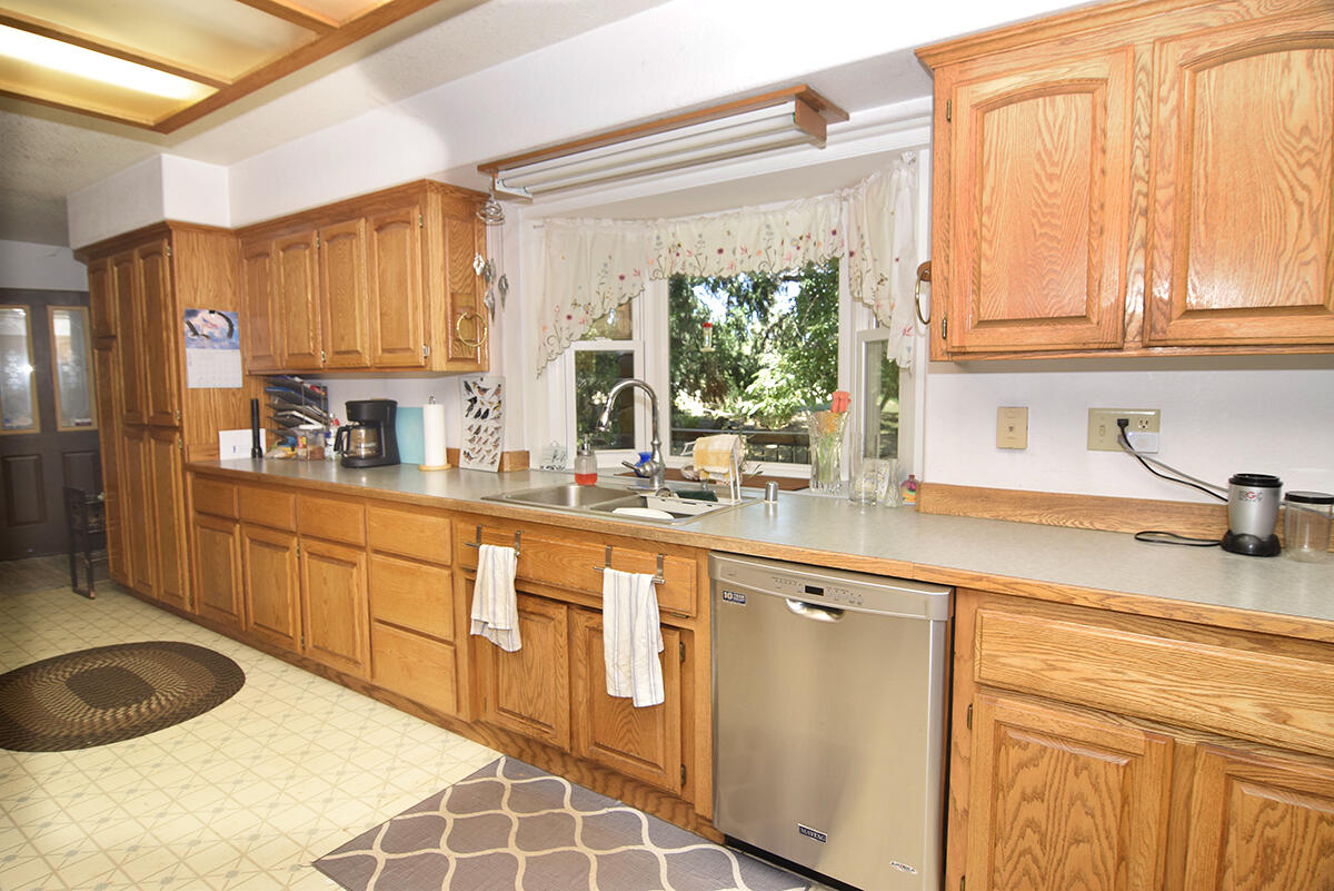 29785 Terry Mill Road Round Mountain, CA 96008 - Photo 8 of 39 Kitchen view 2