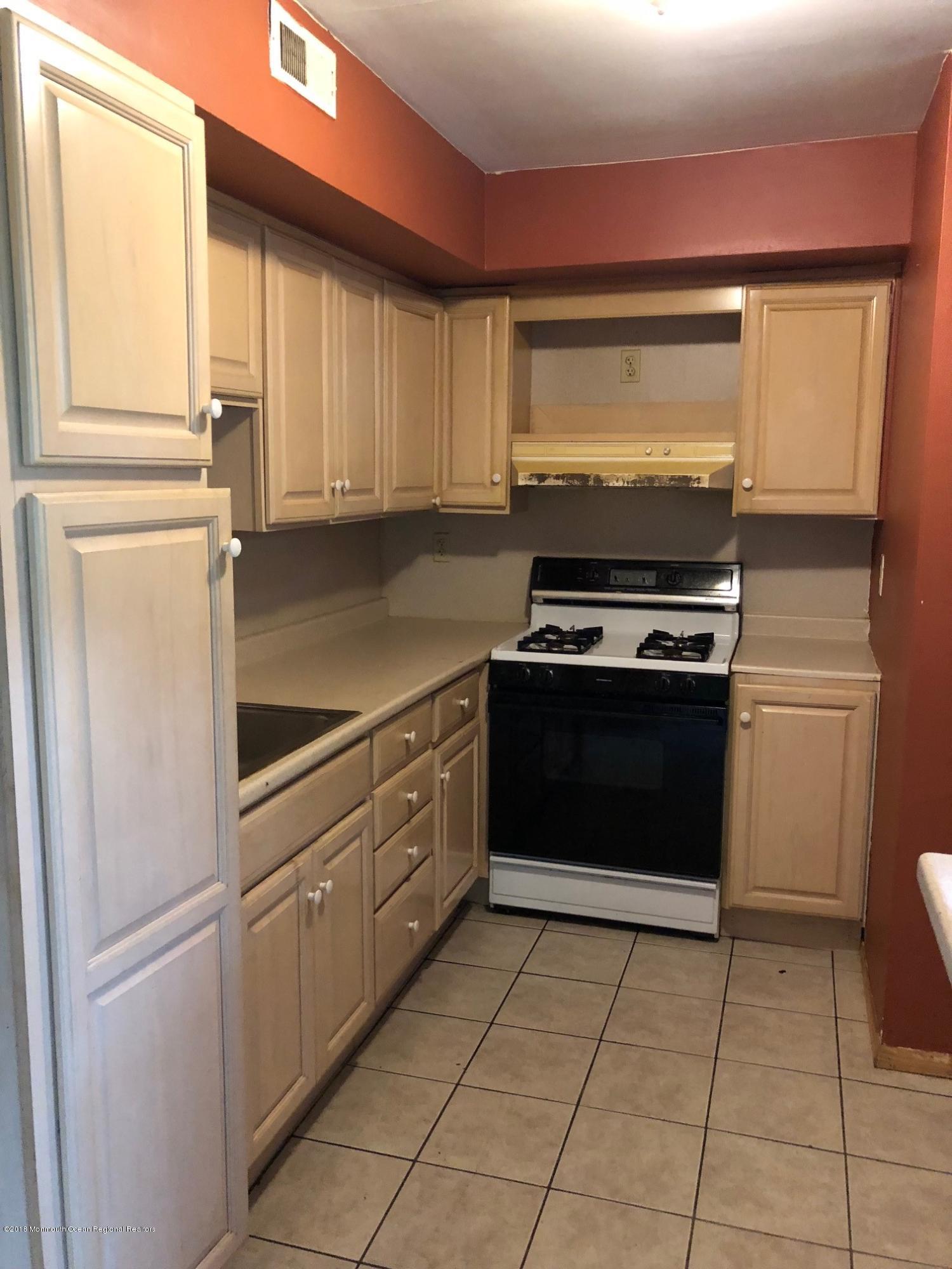 236 Sawmill Road, Unit 375 Brick, NJ 08724 - Photo 4 of 13 IMG_0603