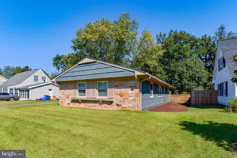 $430,000 | 12418 Kensington Lane, Bowie, MD 20715