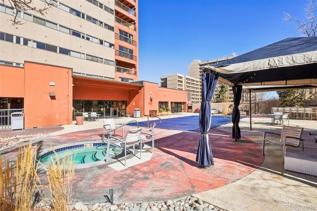 $195,000 | 100 Park Avenue West, Unit 304, Denver, CO 80205