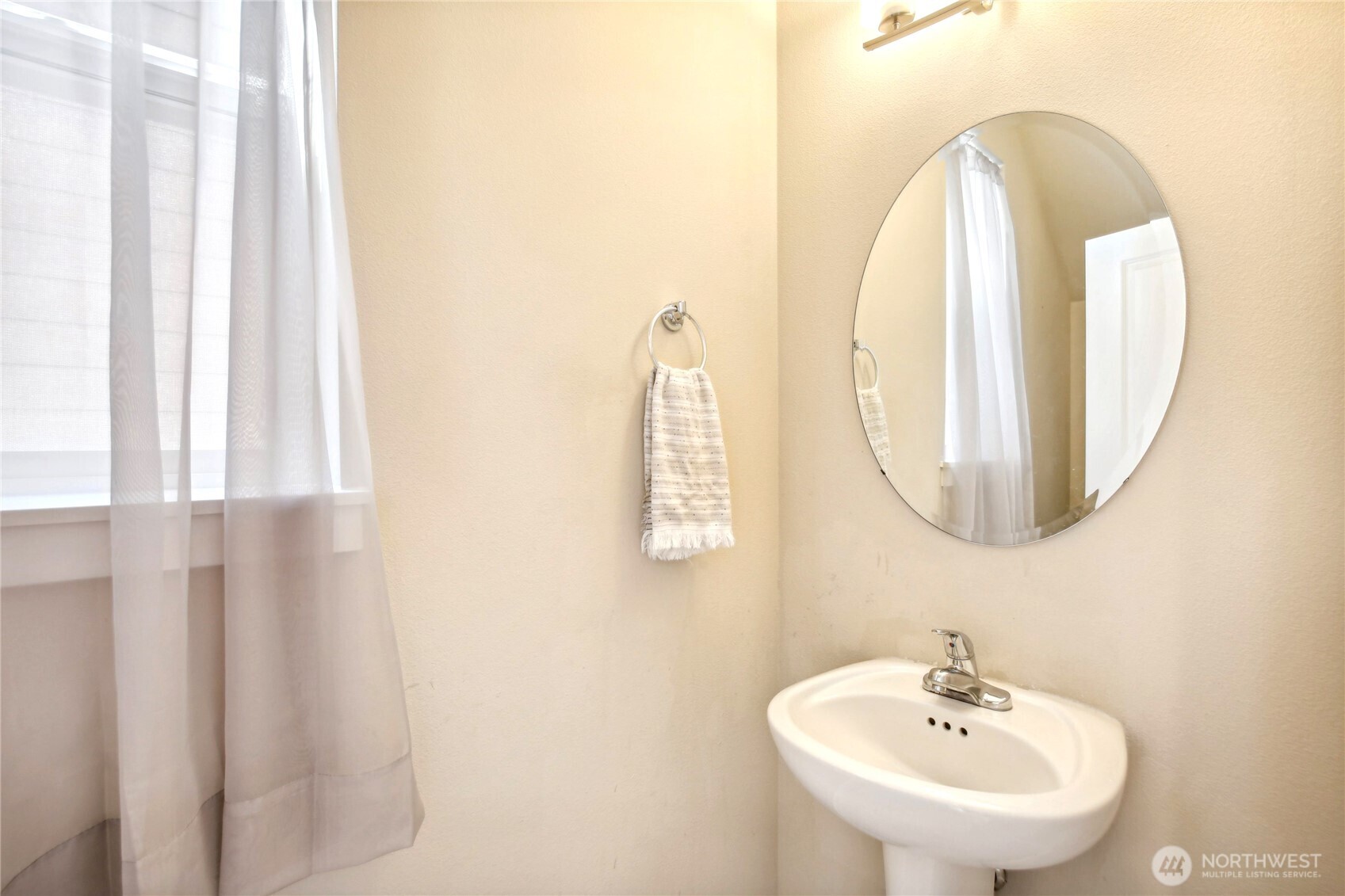 2557 Filbert Avenue Bremerton, WA 98310 - Photo 16 of 40 Gallery Image 16